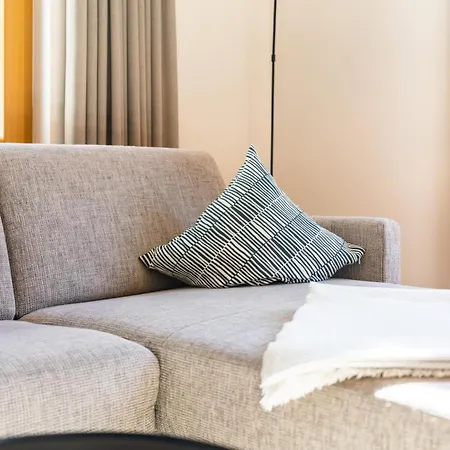 Grosszuegige Designer- Luxuswohnung Fuer 2 Personen In Stilvoller Altbauvilla Hébergement de vacances Heringsdorf (Usedom)